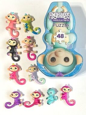 10 Fingerlings Minis Series 1 & Metal Tin for Storage. Includes Legendary Mara